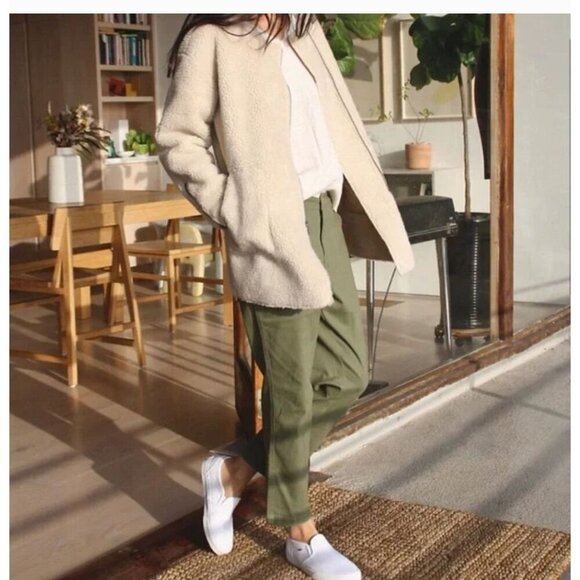 Elizabeth & James Winter Moss Green Utility Cropped Pants Size 10 - Picture 4 of 11